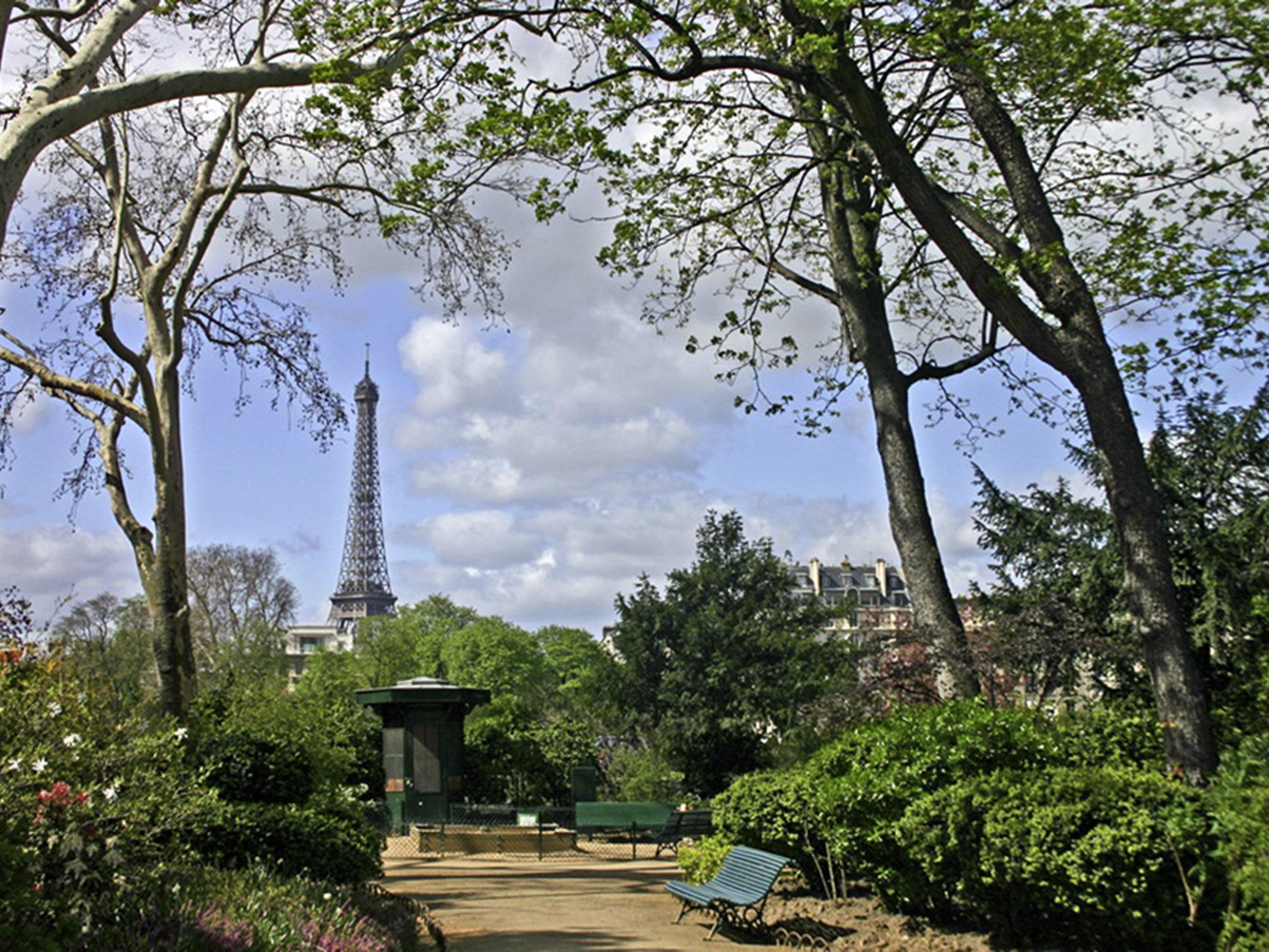 Ibis Styles Paris Eiffel Cambronne Hotel Bagian luar foto